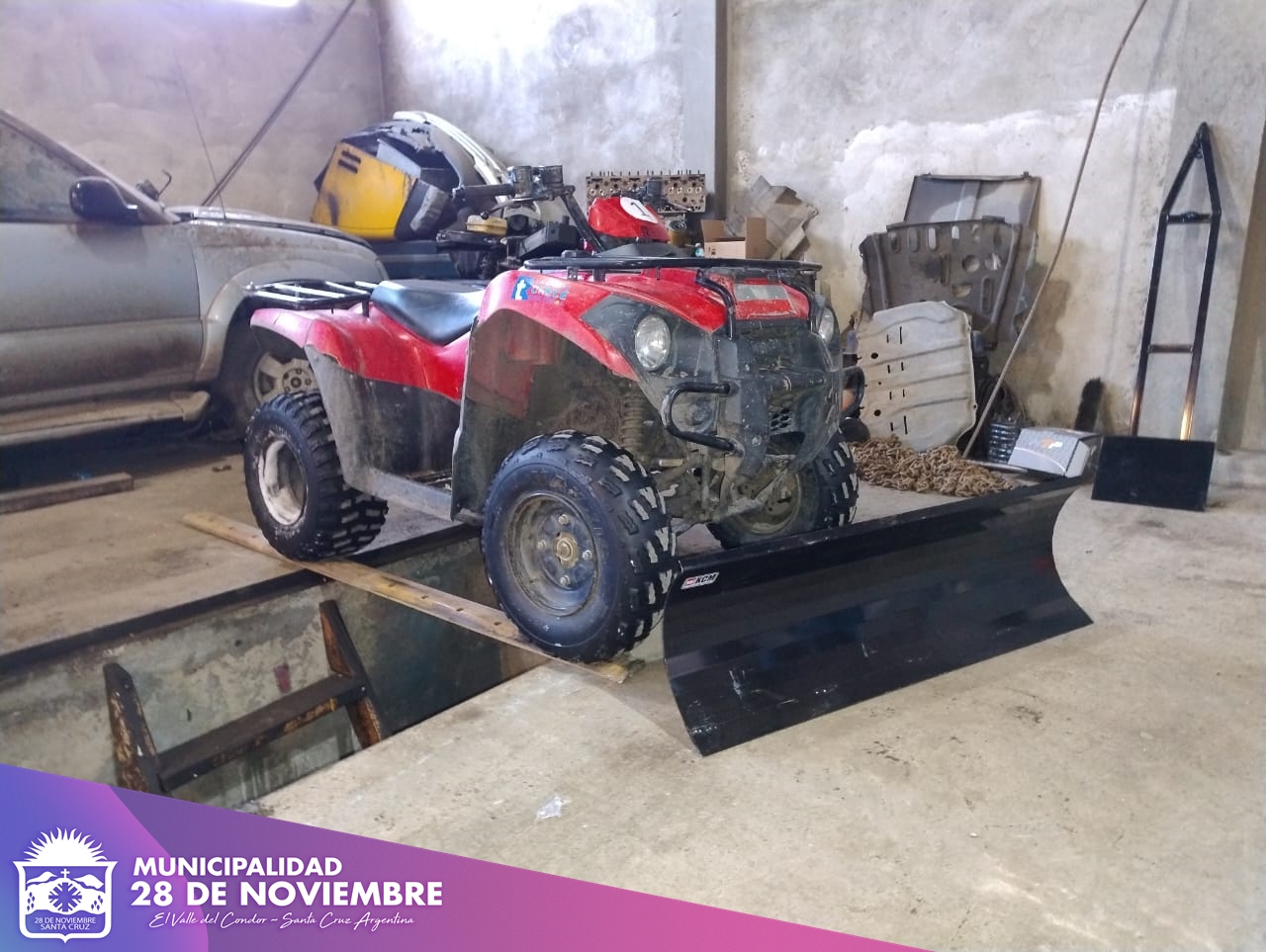 En este momento estás viendo Entrega de equipos barrenieve a la Municipalidad de 28 de Noviembre, Santa Cruz.